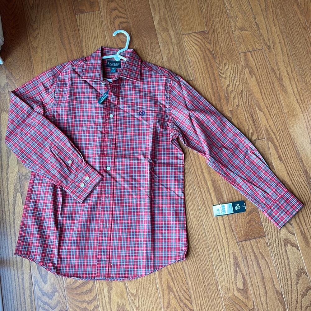 Perfect for the Holiday’s!  Green and red plaid button down Polo dress shirt.